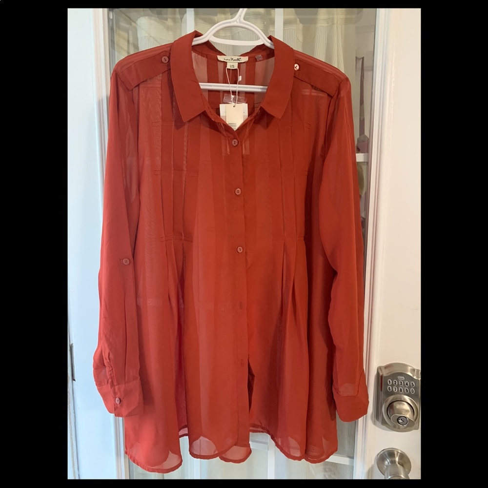 Simply Noelle Rust Long Sleeve Button Up